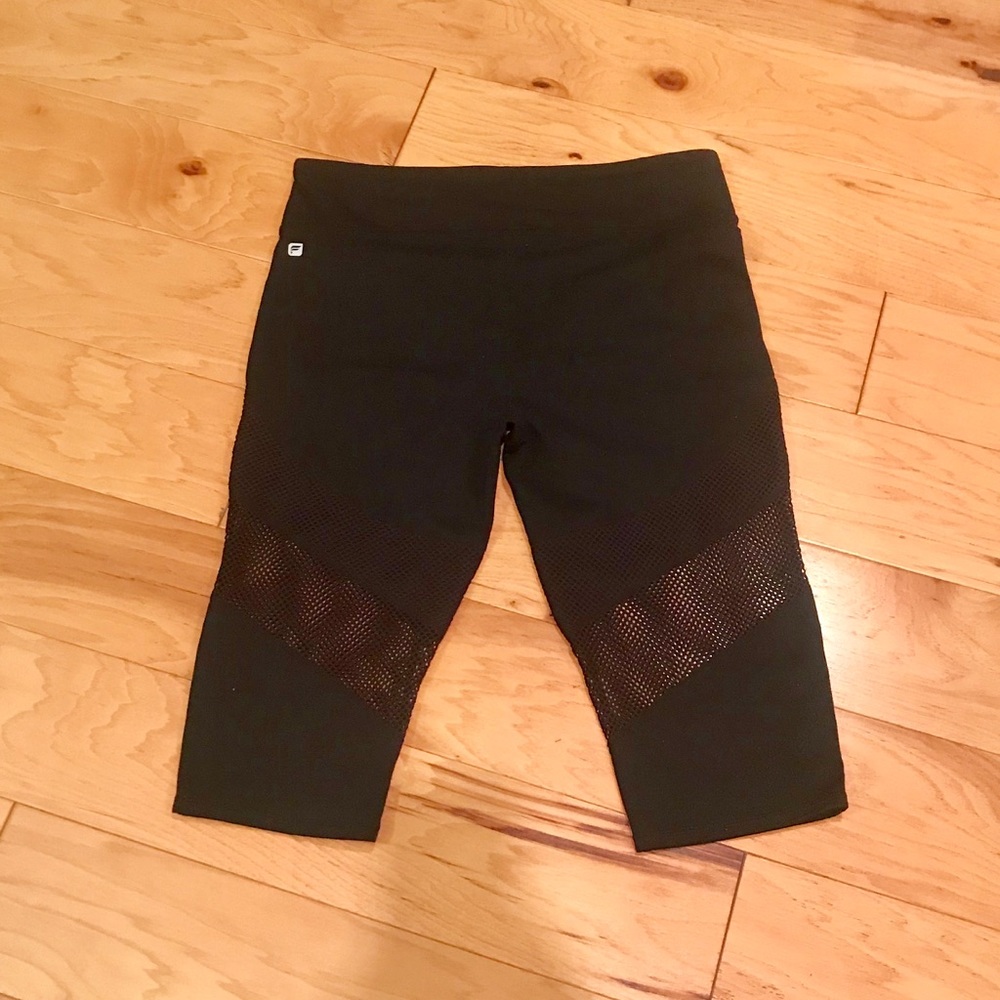 Fabletics Black Capri With Mesh Detail Size Large - image 2